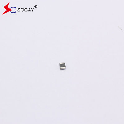 18VDC Multilayer Chip Varistors Surface Mount SV0402E180G2B SMD Tipo senza piombo